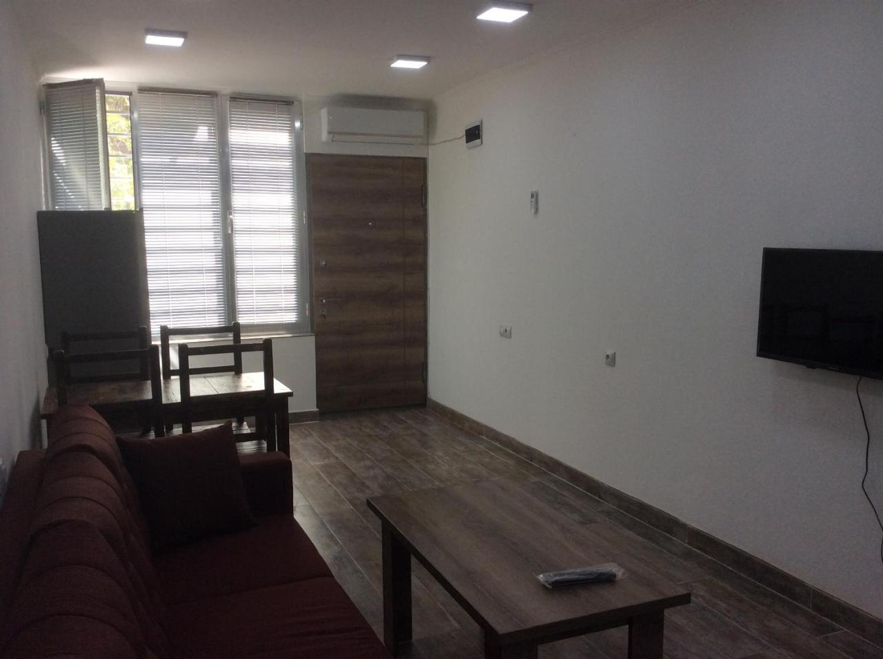 יירבאן Apartment On Saryan 24 מראה חיצוני תמונה